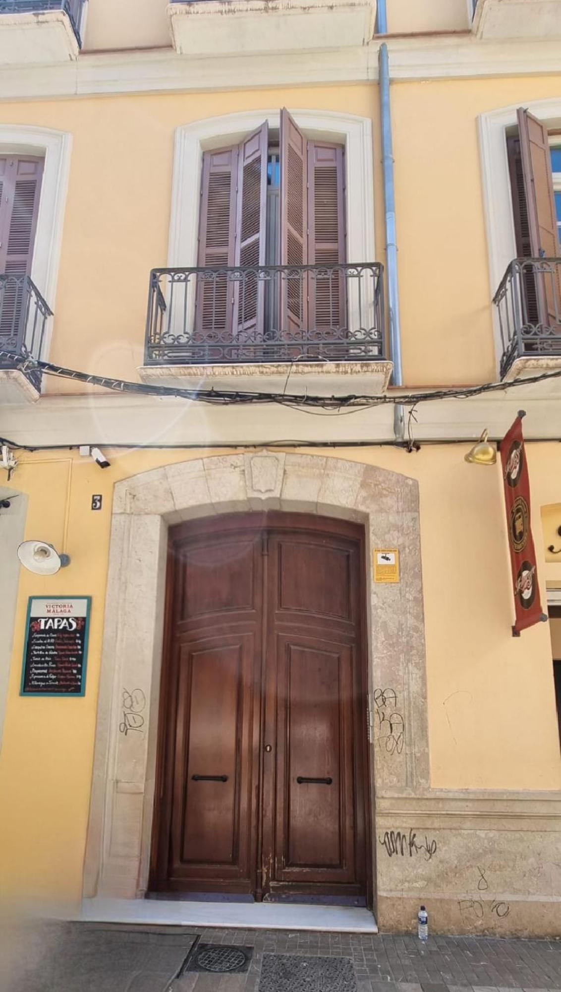 Glamorous Nino De Guevara On The City Center Malaga Bagian luar foto